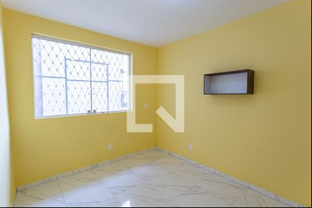 Quarto 1 de apartamento para alugar com 2 quartos, 120m² em Cachoeirinha, Belo Horizonte