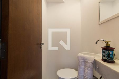 Lavabo de casa de condomínio para alugar com 2 quartos, 90m² em Jardim Europa, Sorocaba