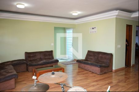 Casa à venda com 2 quartos, 174m² em Jardim Pacaembu, Jundiaí