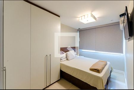 Suite  de apartamento para alugar com 3 quartos, 120m² em Santa Rosa, Niterói