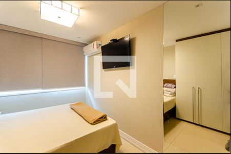 Suite  de apartamento para alugar com 3 quartos, 120m² em Santa Rosa, Niterói