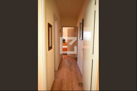 Corredor de casa à venda com 3 quartos, 138m² em Jardim Itália, Jundiaí