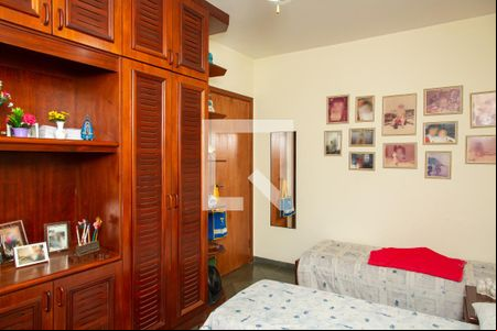 Quarto de apartamento para alugar com 2 quartos, 65m² em Jardim Sao Miguel, Guarujá