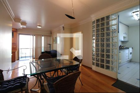 Sala de apartamento para alugar com 1 quarto, 70m² em Cambuí, Campinas