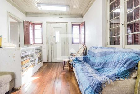 Sala de casa à venda com 4 quartos, 500m² em Medianeira, Porto Alegre