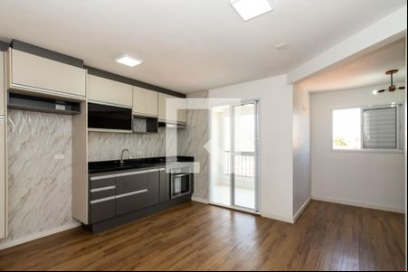 Sala/Cozinha de kitnet/studio à venda com 1 quarto, 34m² em Vila Galvão, Guarulhos
