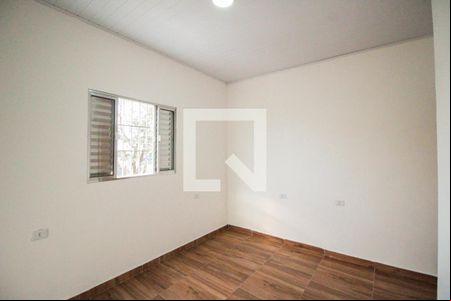 Quarto  de casa para alugar com 1 quarto, 35m² em Jardim Robru, São Paulo