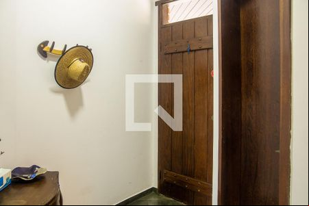 Hall de Entrada de casa para alugar com 4 quartos, 285m² em Jardim Três Marias, Guarujá