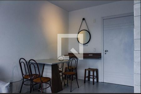 Sala de kitnet/studio para alugar com 1 quarto, 81m² em Marechal Rondon, Canoas