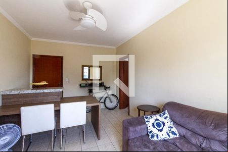 Sala de apartamento para alugar com 1 quarto, 58m² em Guilhermina, Praia Grande