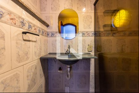 Banheiro de casa para alugar com 3 quartos, 120m² em Fonseca, Niterói