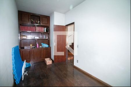 Sala de TV de casa à venda com 3 quartos, 300m² em Brasiléia, Betim