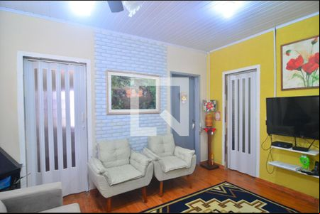 Sala de casa à venda com 3 quartos, 110m² em Rio Branco, Canoas