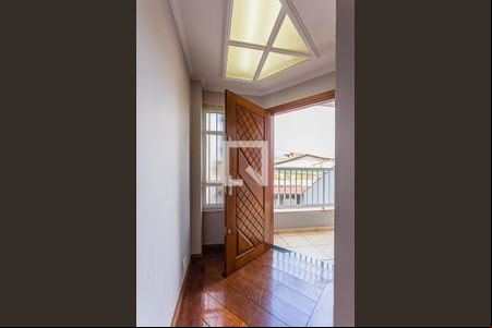 Sala de casa à venda com 3 quartos, 300m² em Vila Silvestre, Santo André