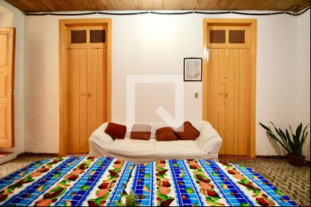 Sala de casa para alugar com 4 quartos, 140m² em Dois de Julho, Salvador
