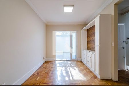 Sala de casa para alugar com 4 quartos, 160m² em Jardim Europa, São Paulo