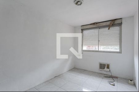 Quarto de apartamento à venda com 1 quarto, 47m² em Parque Santa Fé, Porto Alegre