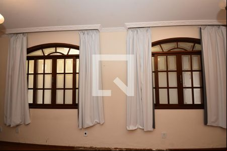 Sala de casa para alugar com 3 quartos, 138m² em Vila da Penha, Rio de Janeiro