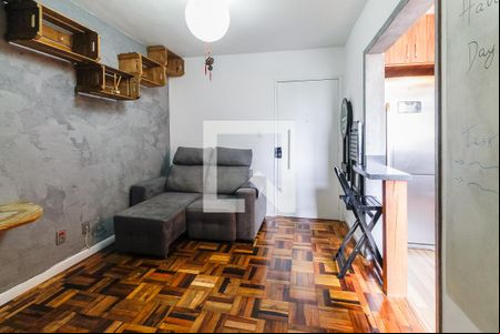 Sala de apartamento para alugar com 1 quarto, 46m² em Vila Ipiranga, Porto Alegre
