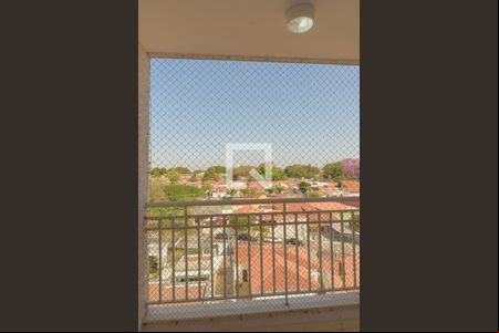 Sacada da sala de apartamento à venda com 3 quartos, 68m² em Parque Industrial, Campinas