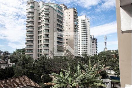 Sala de apartamento para alugar com 3 quartos, 72m² em Balneario Cidade Atlantica, Guarujá