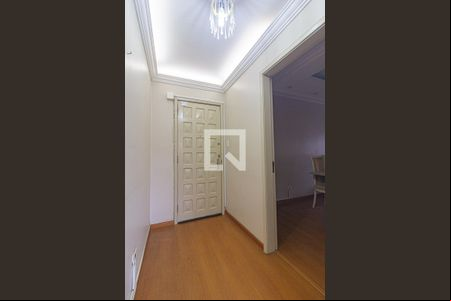 Entrada de apartamento para alugar com 3 quartos, 114m² em Cabral, Curitiba