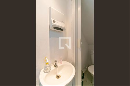 Lavabo da Sala de casa à venda com 4 quartos, 99m² em Vila Matilde, São Paulo