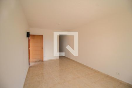 Sala de casa para alugar com 3 quartos, 150m² em Parque Cruzeiro do Sul, São Paulo