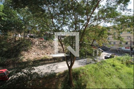Vista de apartamento para alugar com 2 quartos, 50m² em Pilares, Rio de Janeiro