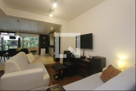 Sala de casa de condomínio à venda com 3 quartos, 120m² em Jardim Itu, Porto Alegre