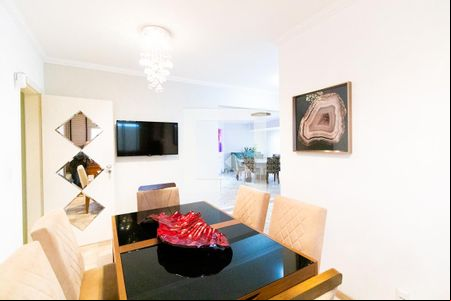 Sala de Jantar de casa de condomínio para alugar com 4 quartos, 380m² em Parque dos Principes, São Paulo