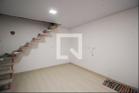 Sala 1 de casa para alugar com 6 quartos, 200m² em Vila Progresso (zona Leste), São Paulo