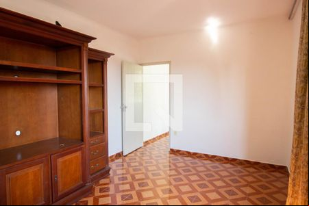 Quarto 1 de casa para alugar com 3 quartos, 182m² em Vila Carmosina, São Paulo