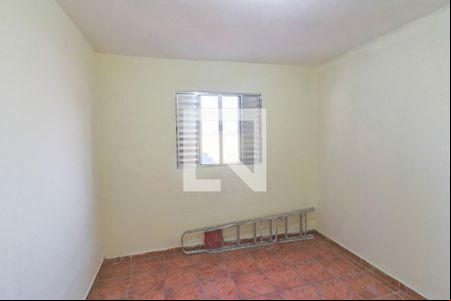 Quarto 2 de casa para alugar com 2 quartos, 50m² em Vila Dalva, São Paulo