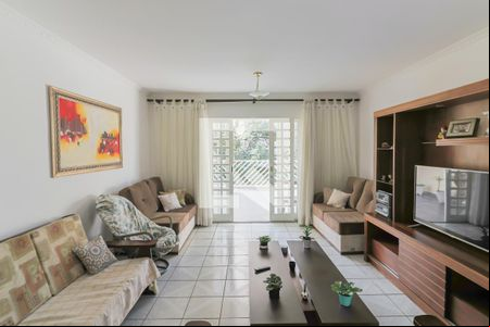 Sala de casa para alugar com 3 quartos, 240m² em Jaguaré, São Paulo