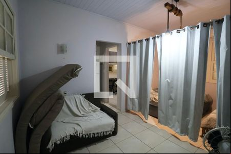 Sala de casa para alugar com 1 quarto, 35m² em Vila Alzira, Guarujá