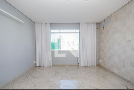 Sala de apartamento para alugar com 3 quartos, 100m² em Barro Preto, Belo Horizonte