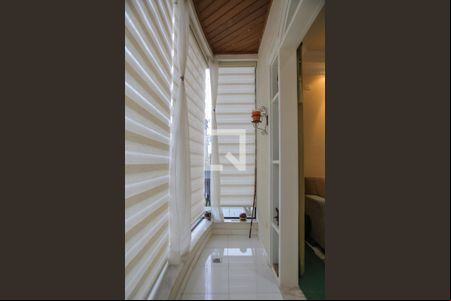 Sacada de casa para alugar com 5 quartos, 340m² em Boqueirão, Santos