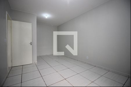 Quarto 1 de casa para alugar com 2 quartos, 70m² em Taguatinga Sul (taguatinga), Brasília