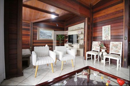 Sala de casa à venda com 4 quartos, 260m² em Garças, Belo Horizonte
