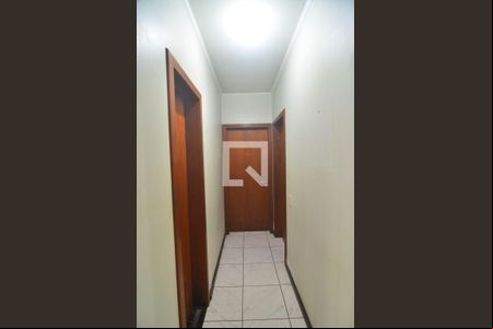 Corredor de casa para alugar com 3 quartos, 400m² em Rio Branco, Canoas