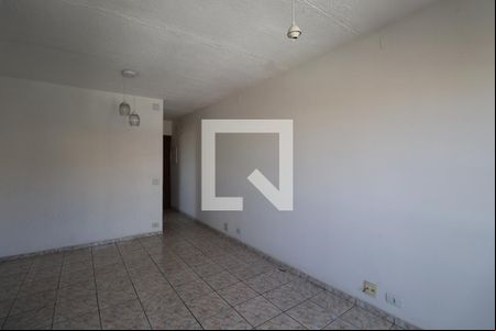 Sala de apartamento para alugar com 3 quartos, 80m² em Vila Rosália, Guarulhos