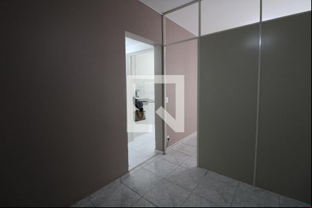 Sala de kitnet/studio para alugar com 1 quarto, 36m² em Centro, Campinas