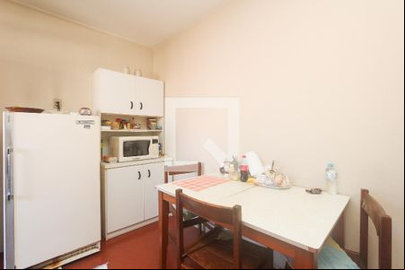 Cozinha de casa à venda com 2 quartos, 120m² em Floresta, Porto Alegre