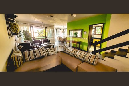 Sala de Estar de casa de condomínio para alugar com 6 quartos, 335m² em Jardim Três Marias, Guarujá