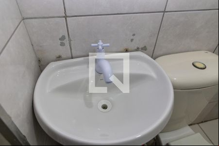 Detalhe banheiro de casa à venda com 4 quartos, 200m² em Conceição, Diadema