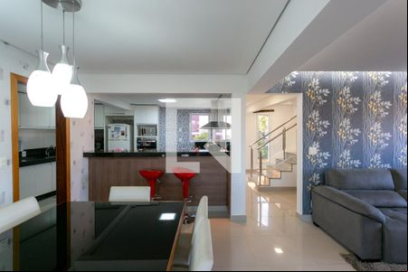 Sala de casa à venda com 3 quartos, 180m² em Penha, Belo Horizonte