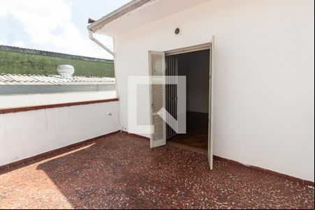 Varanda Quarto 1 de casa para alugar com 2 quartos, 95m² em Vila Romero, São Paulo