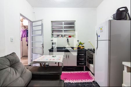 Sala 1 de casa para alugar com 4 quartos, 130m² em Bandeiras, Osasco
