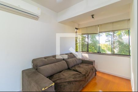 Sala de apartamento para alugar com 2 quartos, 56m² em Glória, Porto Alegre